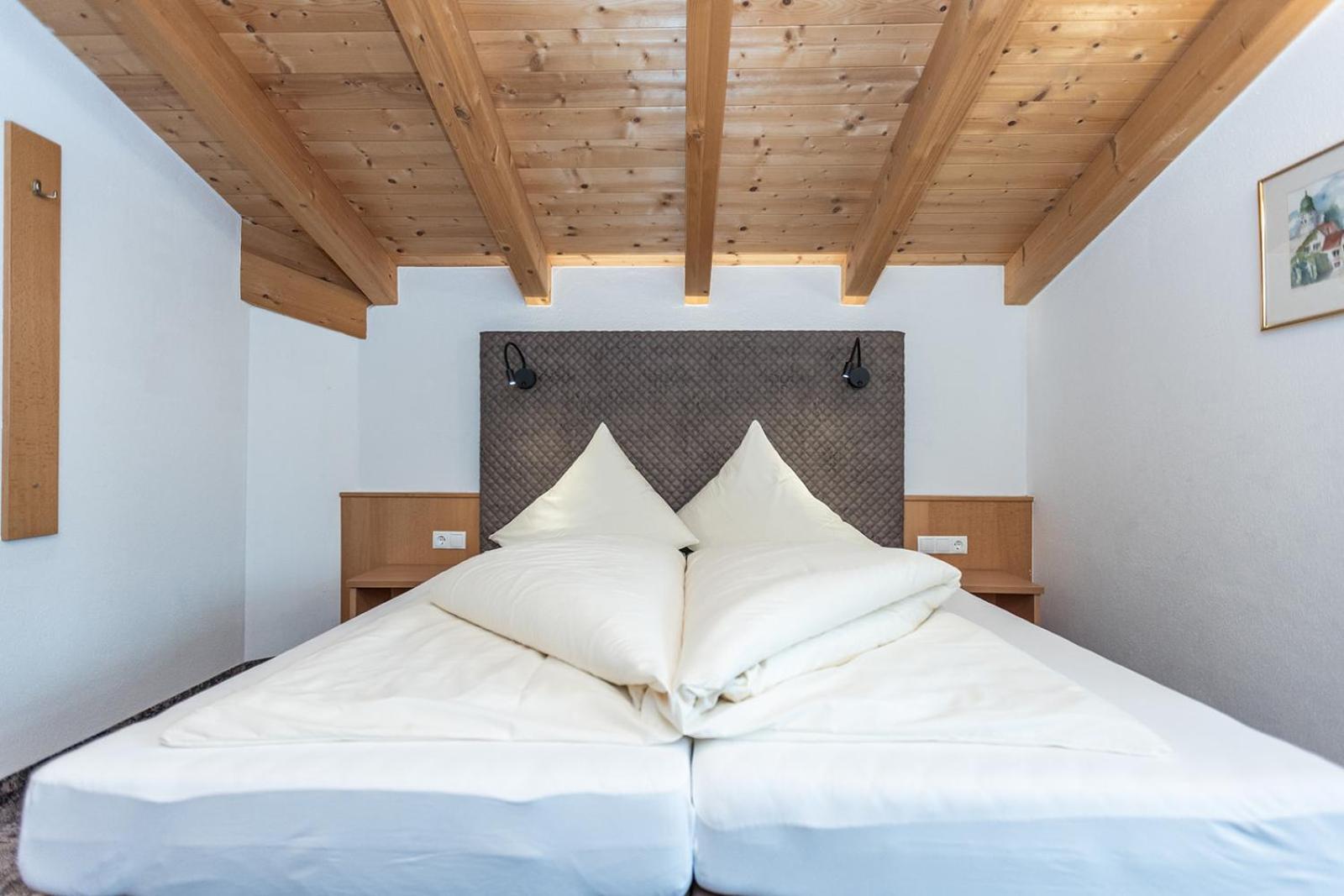 Hotel Garni Ehrenreich Sölden Buitenkant foto