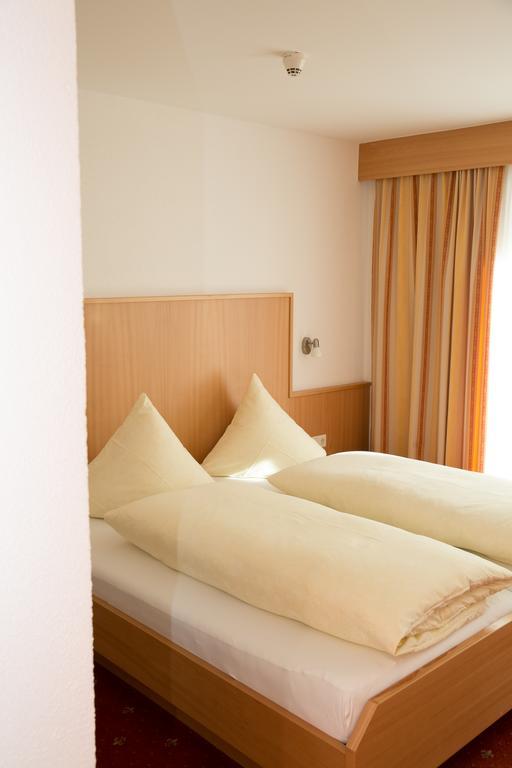 Hotel Garni Ehrenreich Sölden Buitenkant foto
